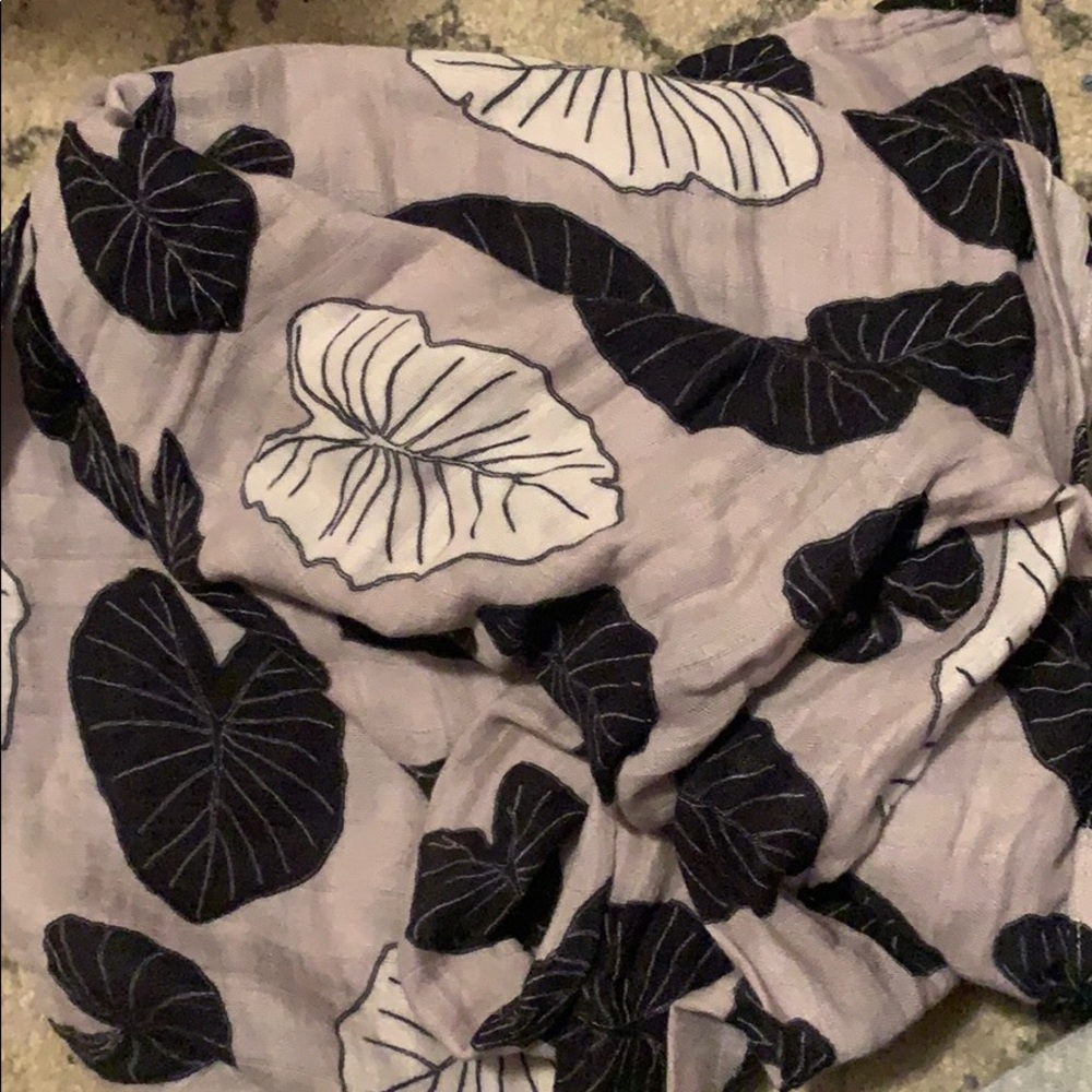 Keiki dept swaddle taro